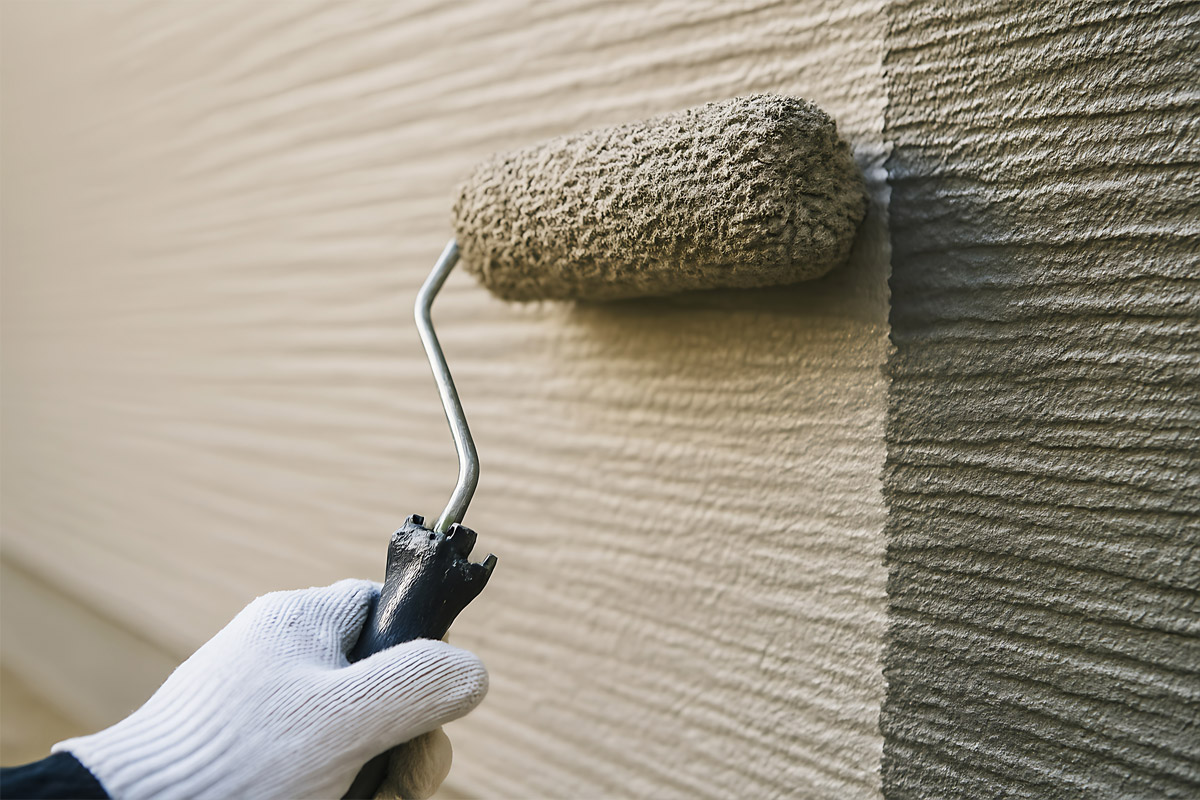 下塗り作業の様子